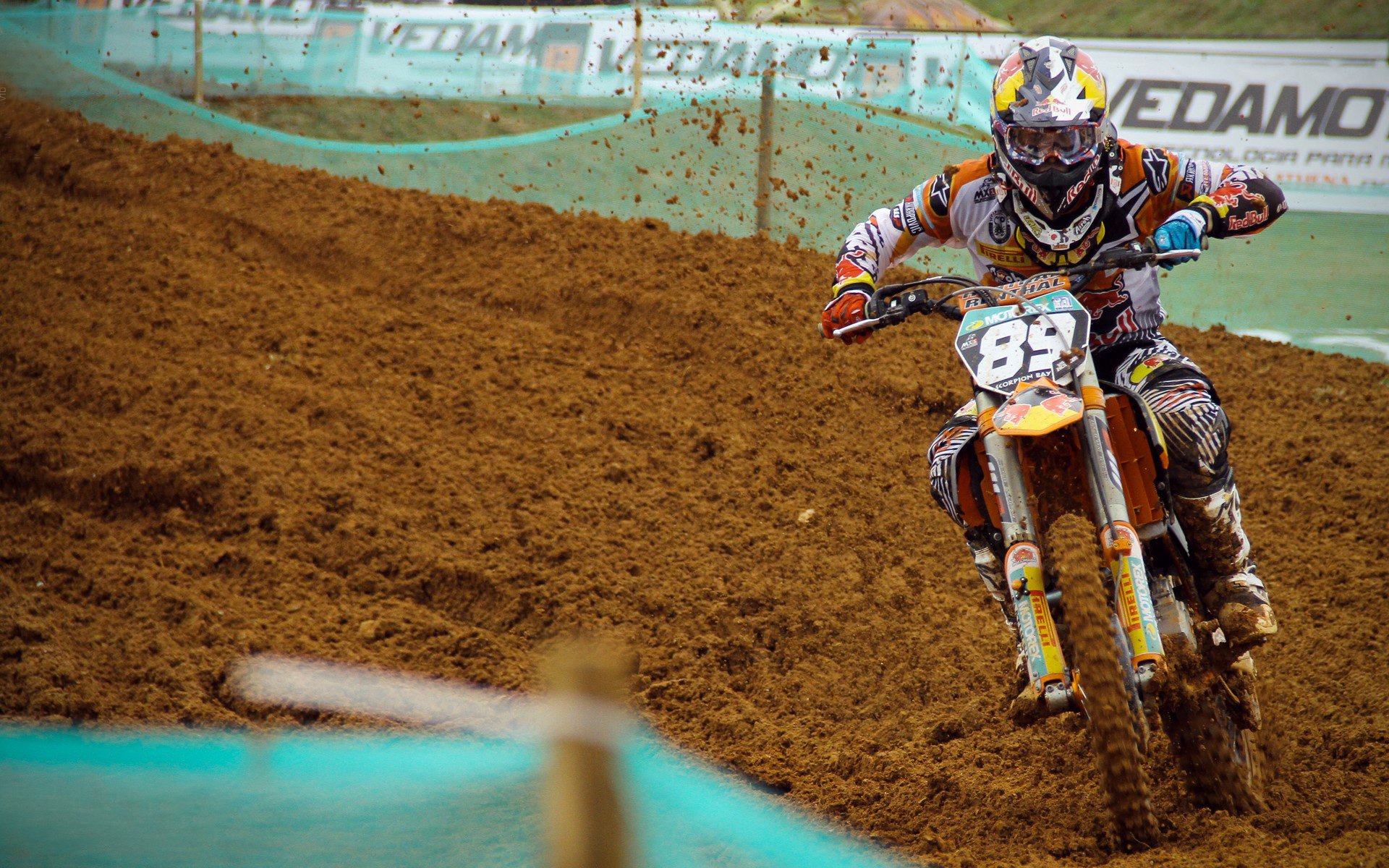 户外拓展“安全绳结竞速赛” 实用绳结成为评分重点